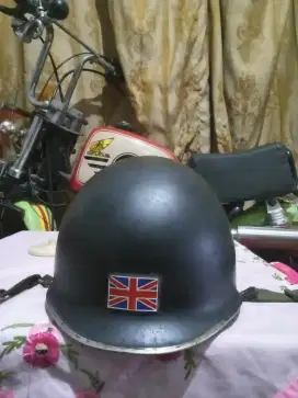 helm asli perang dunia army jadul.anti peluru&panas.MINAT LANGSUNG WA