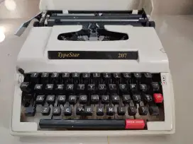 Mesin ketik typestar 207 plus hardcase