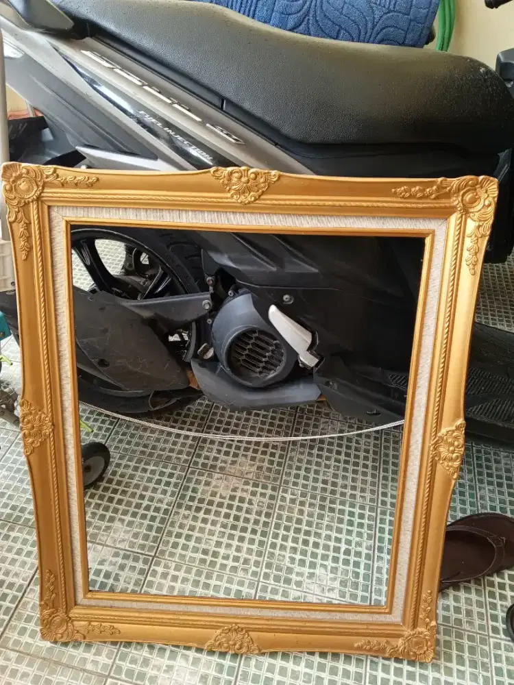Frame Foto Kayu