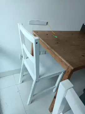 Kursi Makan IKEA Kayu Putih. Murah. Harga satuan. Ada 4 Buah