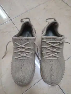 Sepatu Adidas YZY bootz
