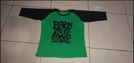 Kaos Distro Anak 10T-12T. Kaos Raglan Anak-Born To Be Awesome