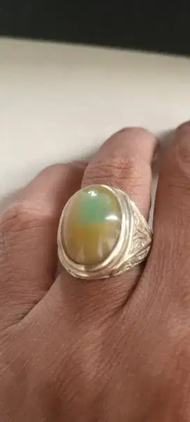 Cincin Natural Batu Koneng Garut