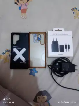 Di jual semua ya borongan hardcase+charger 45wat Samsung s22 ultra