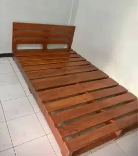 Divan palet baru