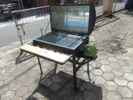 Pemanggang Galvanish dengan blower