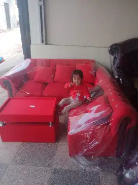 Sofa sudut obral awal tahun