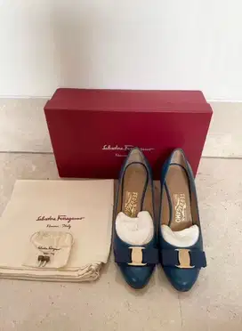 AUTHENTIC Salvatore Ferragamo Heels Complete Set