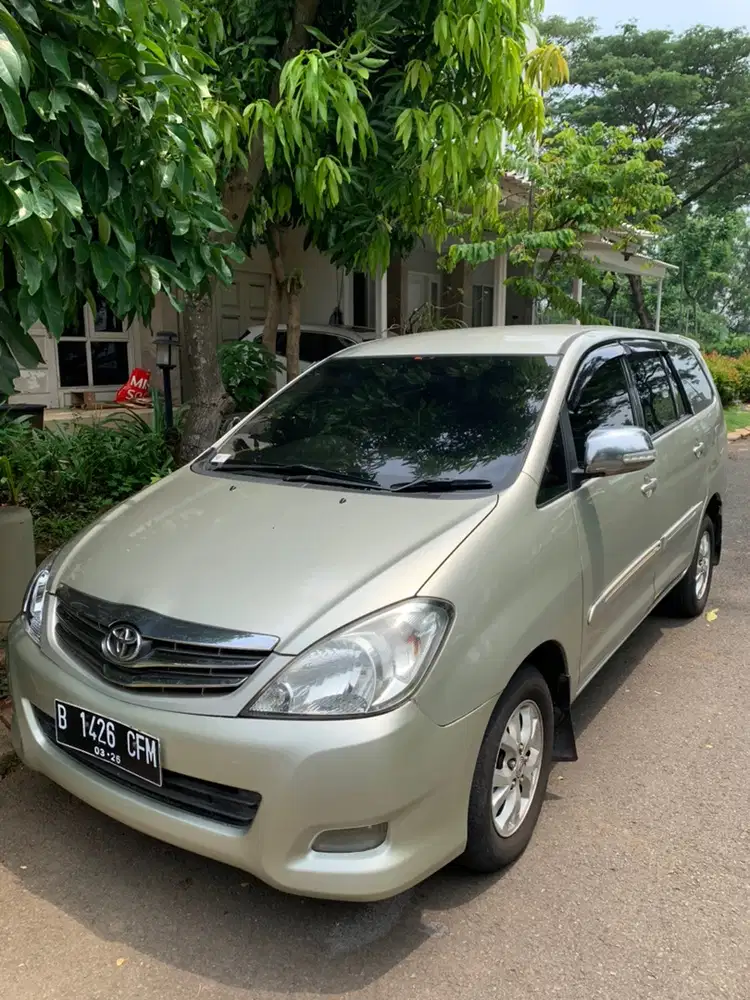 Toyota Kijang Innova 2010 Diesel