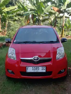 Toyota Yaris MT 2011, Low Kilometer