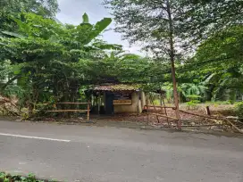 DIJUAL TANAH 956 M2. Pinggir jl raya, Cocok unt usaha / cluster / rmh.