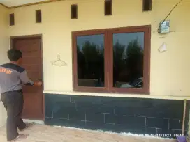 Kontrakan strategis  2kt pinggir jalan 1,5jt  saja sebulan