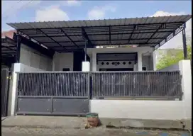 Dijual rumah murah griya kebraon dekat wiyung
