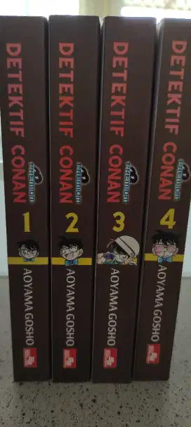 Detektif Conan Premium no. 1 dan 3