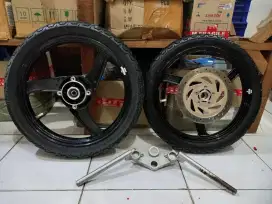 Velg pelek racing original copotan kawasaki ninja r rr 2014 istimewa