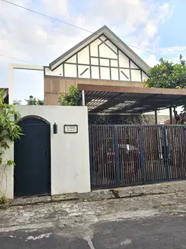 Rumah Impian Bonus Furniture dekat Jalan Palagan