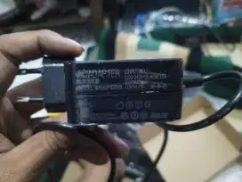 ADAPTOR LAPTOP ASUS 19V 1,75 A