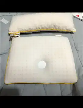 Bantal latex bayi
