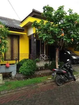 Dijual Rumah di Kemang Pratama 2 Bekasi Bagunan Kokoh Sudah Renovasi