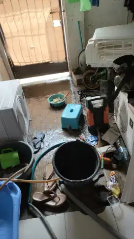 Monggo yg mau jual ac bekas nya disini siap tampung& jemput ke tempat