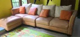 Sofa minimalis bentuk L (4+1)