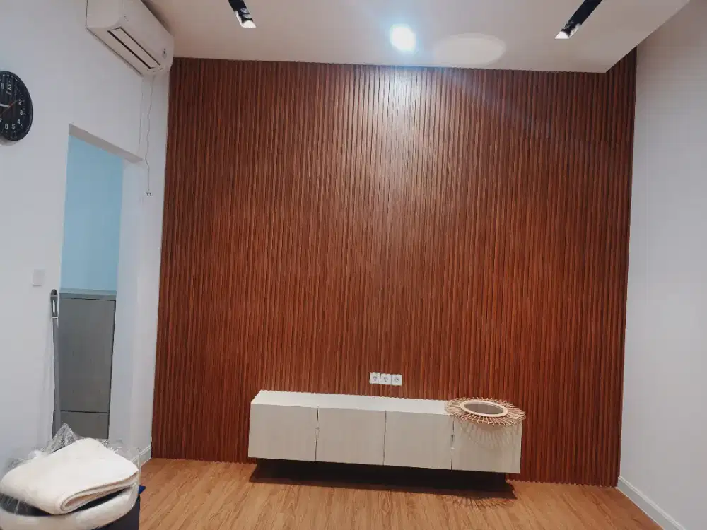 Backdrob tv kombinasi wallpanel