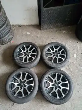 Velg oem suzuki xl7 r16 5x114.3 lbr6 et40 sepaket ban