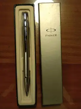 Ballpoint Parker Chrome