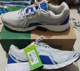 Sepatu League Legas