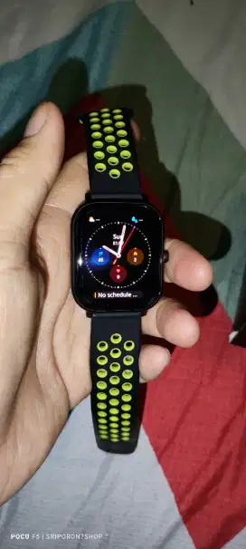 Smart Watch Amazfit GTS Layar Amoled