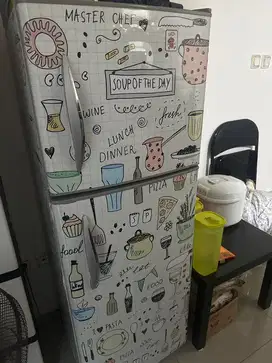 Lemari es 2 pintu glacio