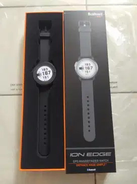 Jam tangan Golf merk Bushnell Golf ION EDGE.