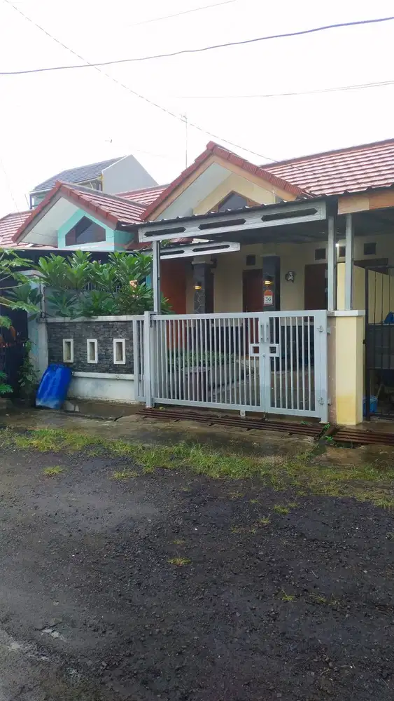Rumah LT 90 m2 Row 8 Meter Grand Pinus Regency Soekarno Hatta Bandung