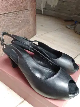 Heels Andre Valentino