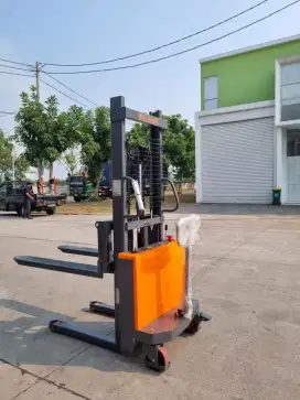 hand stacker semi elektrik