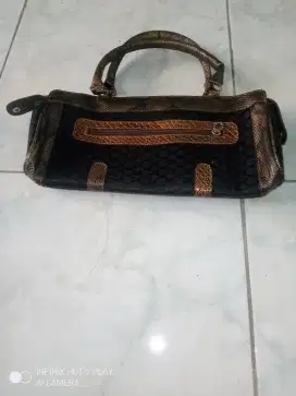 Tas brendit thn 1980 gues