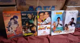 CASSETTE VIDEO VHS FILM-FILM  HINDUSTAN ada 15 pic (judul)