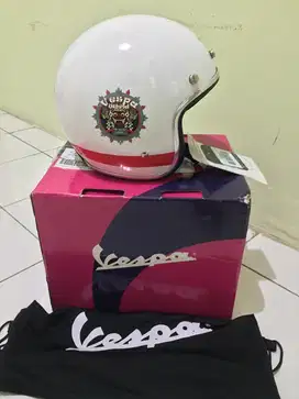 Helm Vespa original VWD 2022