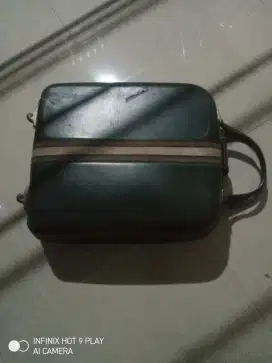 Tas kulit asli thn 1967