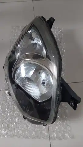 Headlamp Agya / Ayla 1.0 ORIGINAL R/H (kanan)