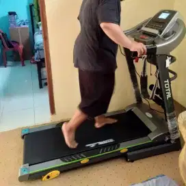 TREADMILL ELEKTRIK TF 288 TIGA FUNGSI