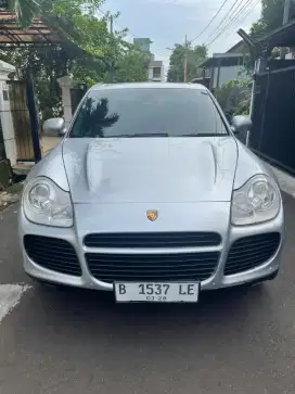 Porsche Cayenne S 4.5 V8 2004 jarang ada [JUAL CEPAT]