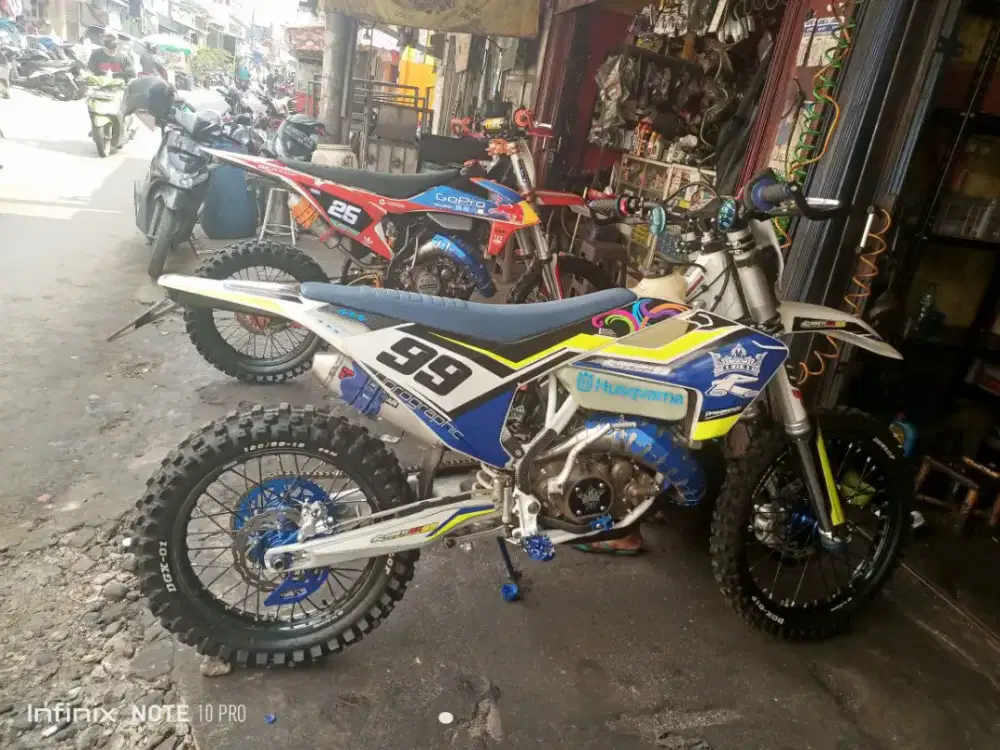 Dibutuhkan karyawan mekanik motor yang sudah berpengalaman