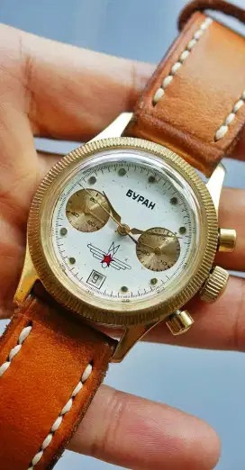 jam tangan vintage Poljot
Buran Chronograph gold tone