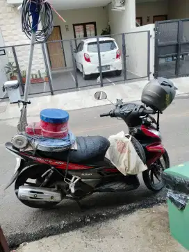 Mesin poles lantai sewa