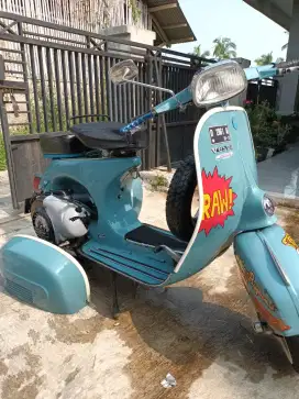 Vespa Super 1977