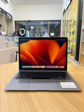 Macbook Air 2020 13 Inch i5 RAM 8/512 GB