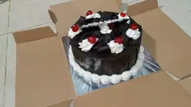 BLACKFOREST kue ulang tahun