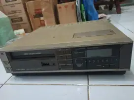 VHS Player Toshiba