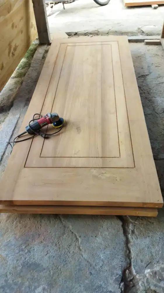 kusen pintu jati